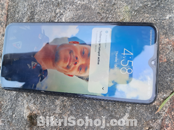 Poco M2